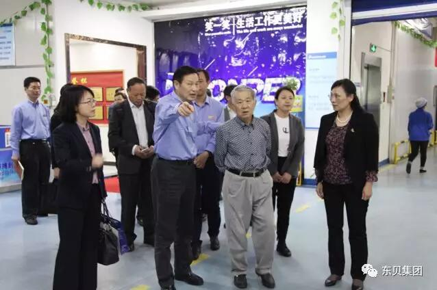 1529032598730781Fx6n.png blob.png